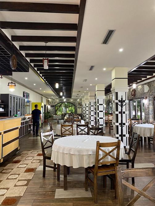 Kukesi Resort Azem Lin ภายนอก รูปภาพ